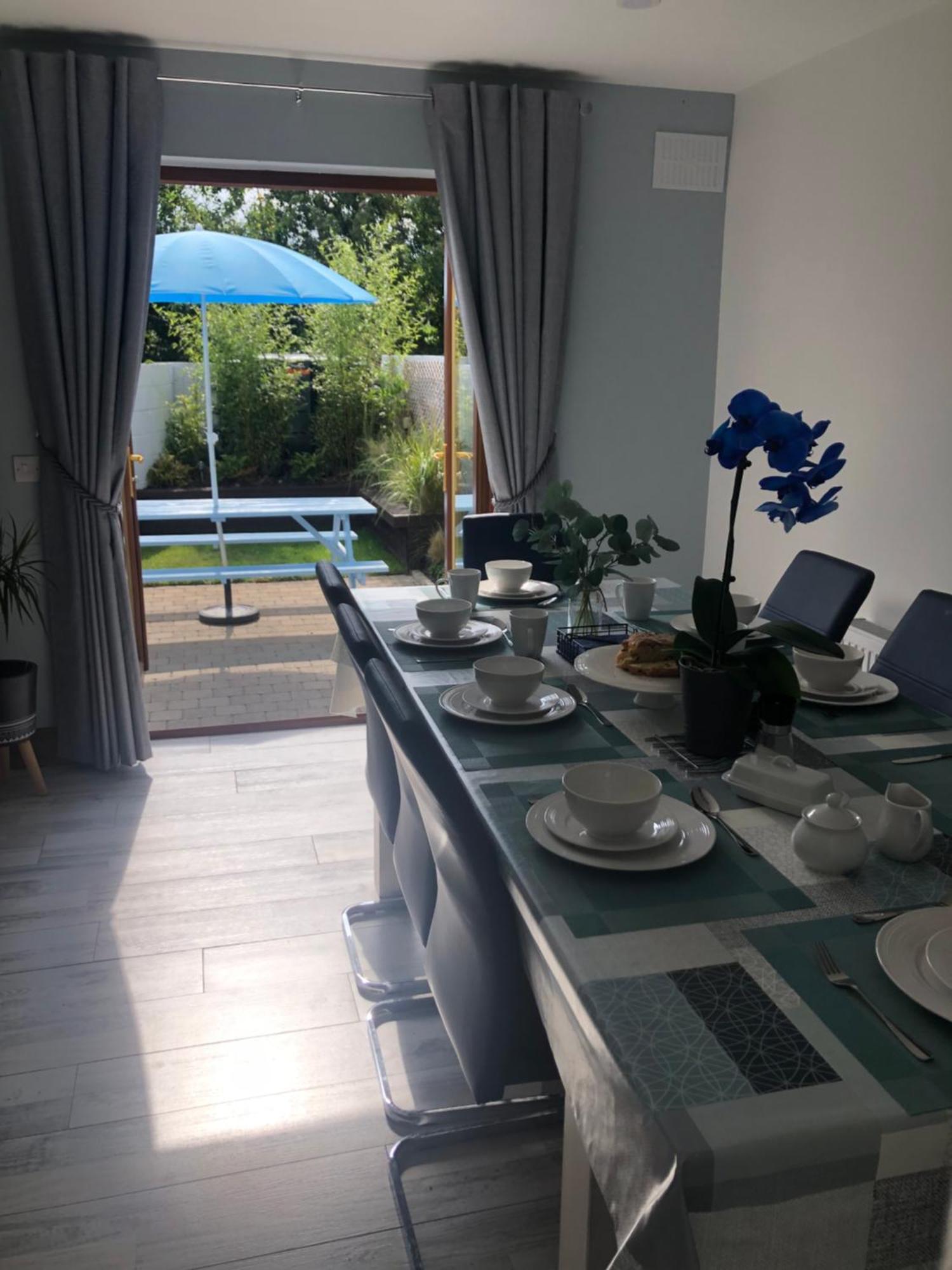 Wonderful Coastal Home In Dingle Town מראה חיצוני תמונה